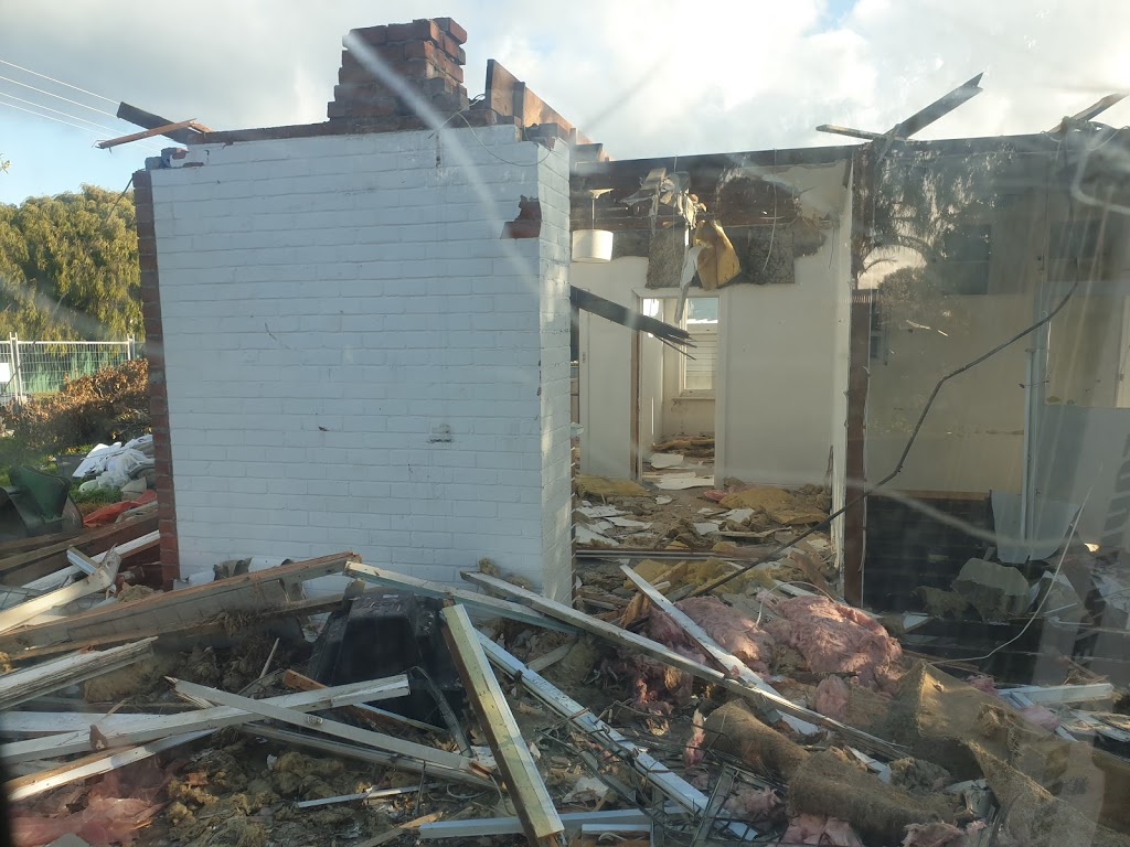 Safehouse Asbestos Removal and Demolition | 31 Swamp Rd, Strathalbyn SA 5255, Australia | Phone: 0418 814 998