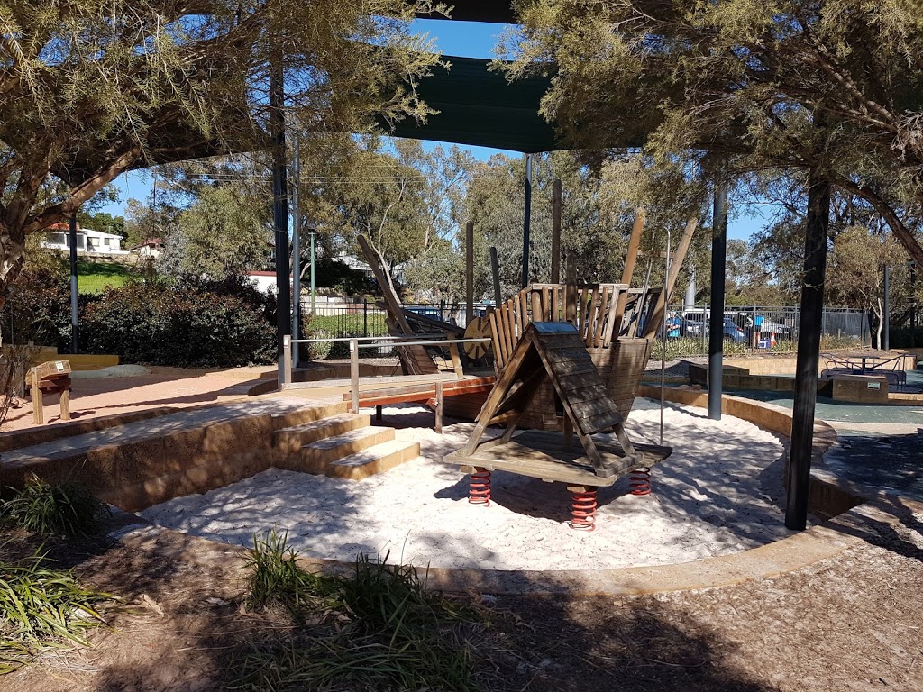 Woodbridge Riverside Park and play space | park | First Ave, Woodbridge WA 6056, Australia | 0892679267 OR +61 8 9267 9267