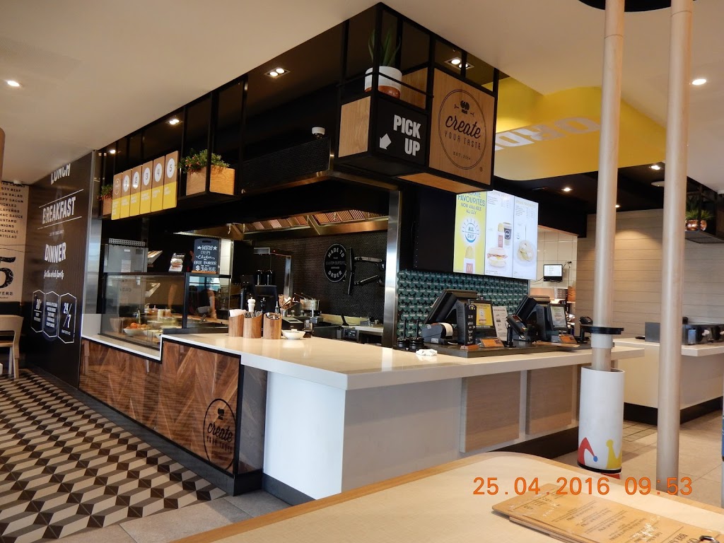 McDonalds Dalyellup | cafe | Cnr Norton Promenade &, Tiffany Centre, Dalyellup WA 6230, Australia | 0897951820 OR +61 8 9795 1820