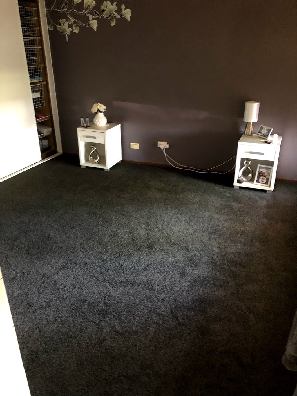 Lockwood Carpet and Tiles | home goods store | 2/333 Newbridge Rd, Moorebank NSW 2170, Australia | 0296015288 OR +61 2 9601 5288