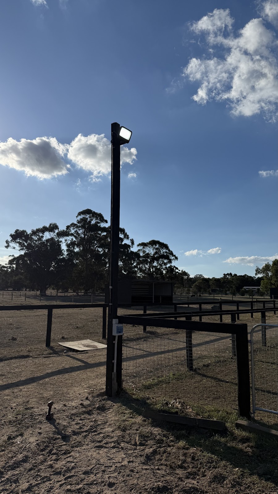 XBK Electrical Services | 19 Symonds St, Crib Point VIC 3919, Australia | Phone: 0423 478 699