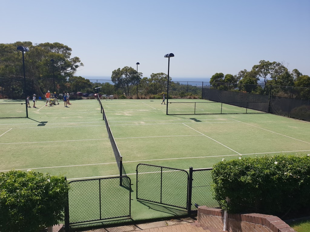 Elanora Country Club | 154 Elanora Rd, Elanora Heights NSW 2101, Australia | Phone: (02) 9913 7336