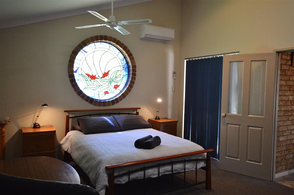 Rossys Retreat | lodging | 31 Glass St, Kalbarri WA 6536, Australia | 0899370400 OR +61 8 9937 0400