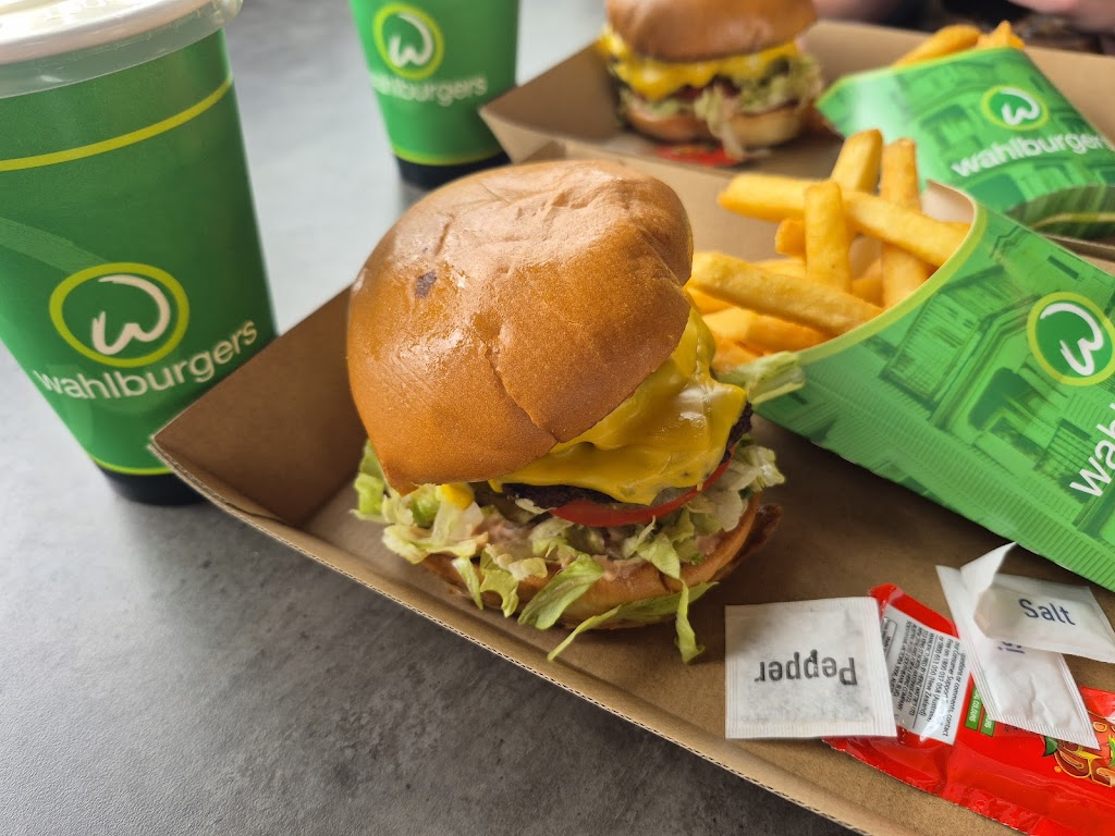 Wahlburgers | 657 The Northern Rd, Bringelly NSW 2556, Australia | Phone: (02) 9139 6847