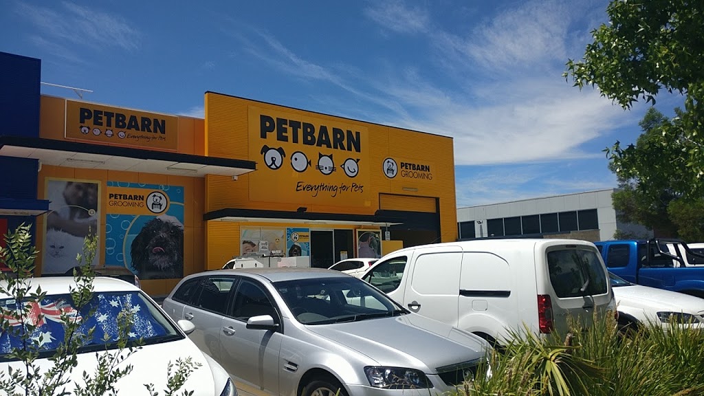 Petbarn Tuggeranong | pet store | 1/215 Scollay St, Greenway ACT 2900, Australia | 0262939597 OR +61 2 6293 9597