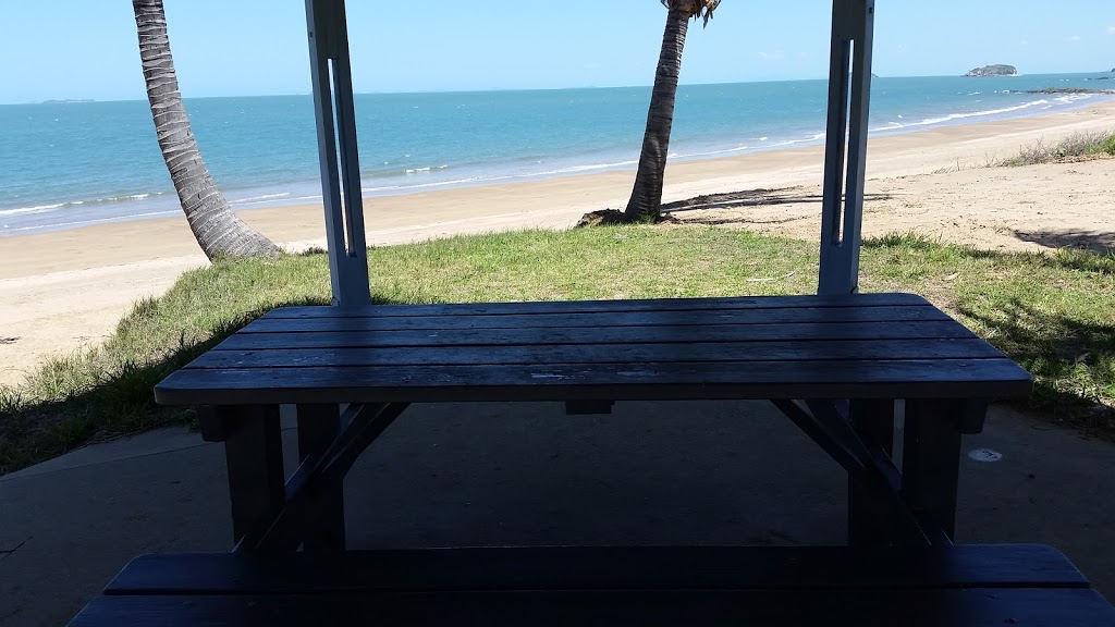 Emu Park Surf Lifesaving Club | 1 Keppel St, Emu Park QLD 4710, Australia | Phone: (07) 4939 6207