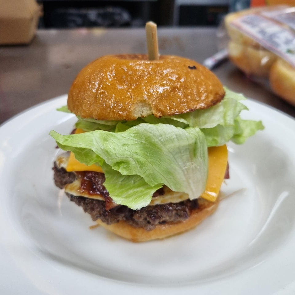 Gigglemugs Antarctic Cafe | Frank Hurley Building, Lower Level/203 Channel Hwy, Kingston TAS 7050, Australia | Phone: (03) 6232 3285