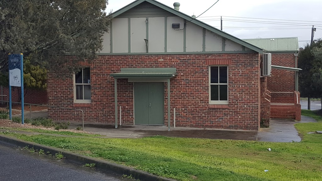 East Doncaster Public Hall |  | 1-5 Andersons Creek Rd, Doncaster East VIC 3109, Australia | 0398409300 OR +61 3 9840 9300