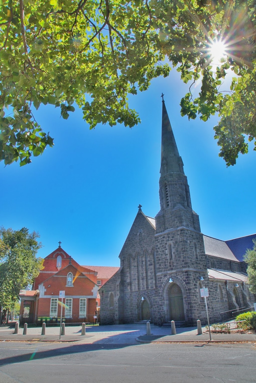 Saint Marys Catholic Church Williamstown | church | 116 Cecil St, Williamstown VIC 3016, Australia | 0393976066 OR +61 3 9397 6066