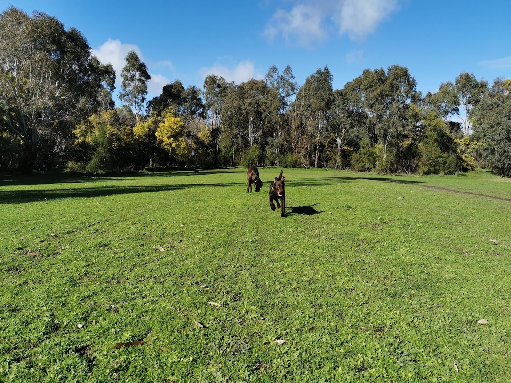 Banyule Flats Dog Run | Viewbank VIC 3084, Australia