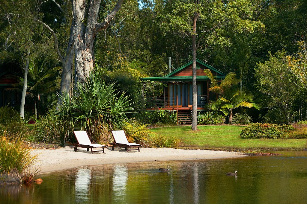 Lake Weyba Cottages | lodging | 79 Clarendon Rd, Weyba Downs QLD 4562, Australia | 0754482285 OR +61 7 5448 2285