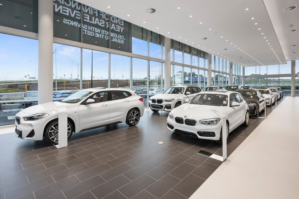 Essendon BMW | car dealer | 1 Centro Circuit, Essendon Fields VIC 3041, Australia | 0390867200 OR +61 3 9086 7200