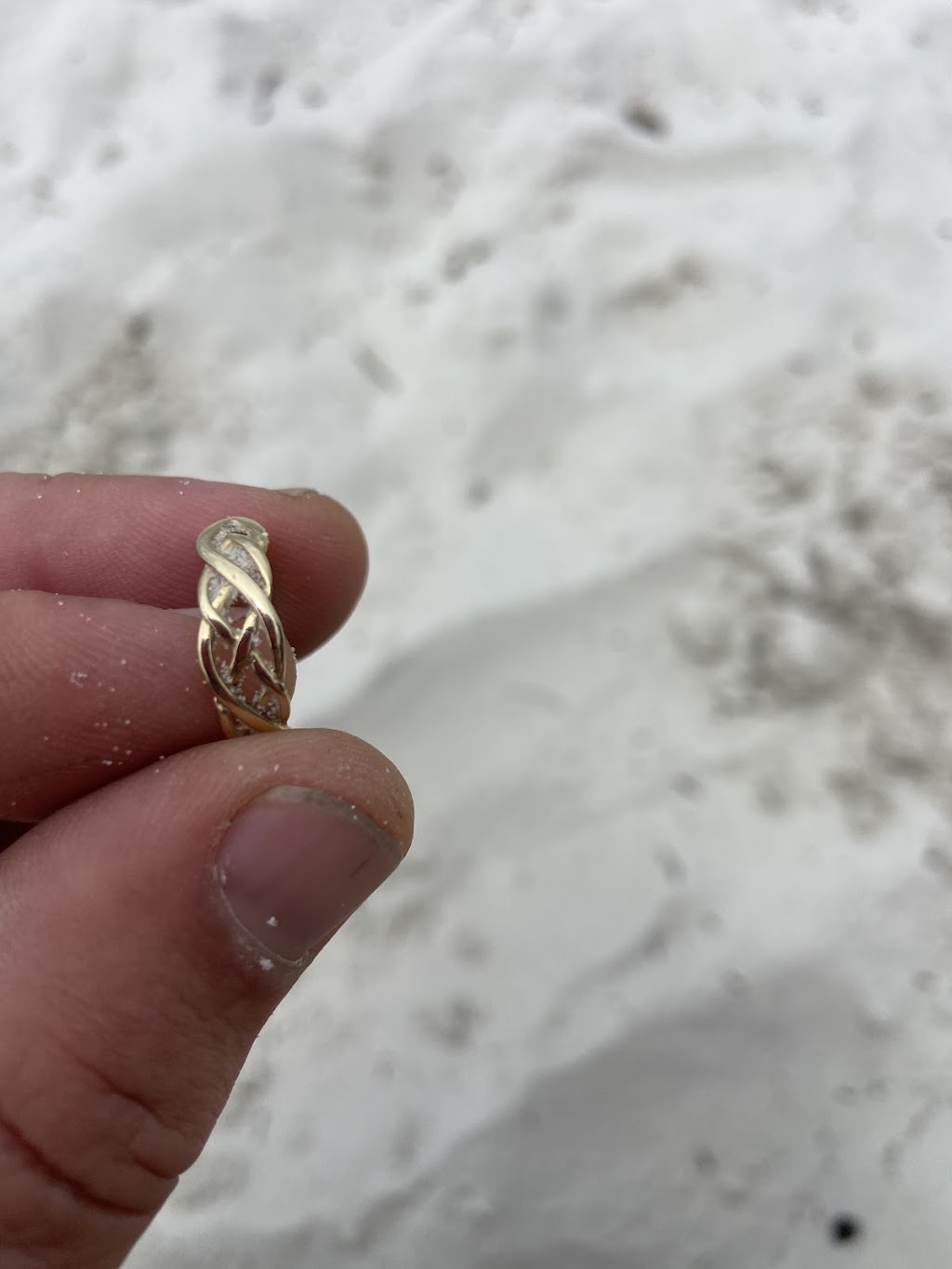 Callala Detecting, lost rings, necklaces etc | Callala Beach Rd, Callala Beach NSW 2540, Australia | Phone: 0491 093 981