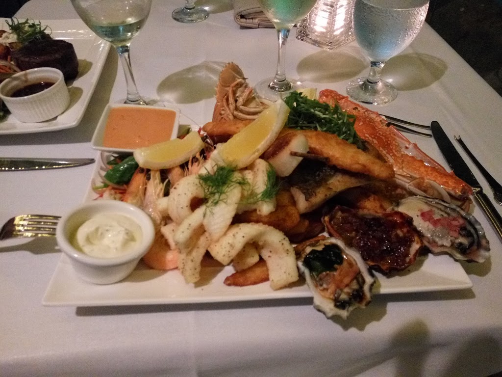 Galleons Restaurant | restaurant | 1 Bridge Rd, Mackay QLD 4740, Australia | 0749572044 OR +61 7 4957 2044