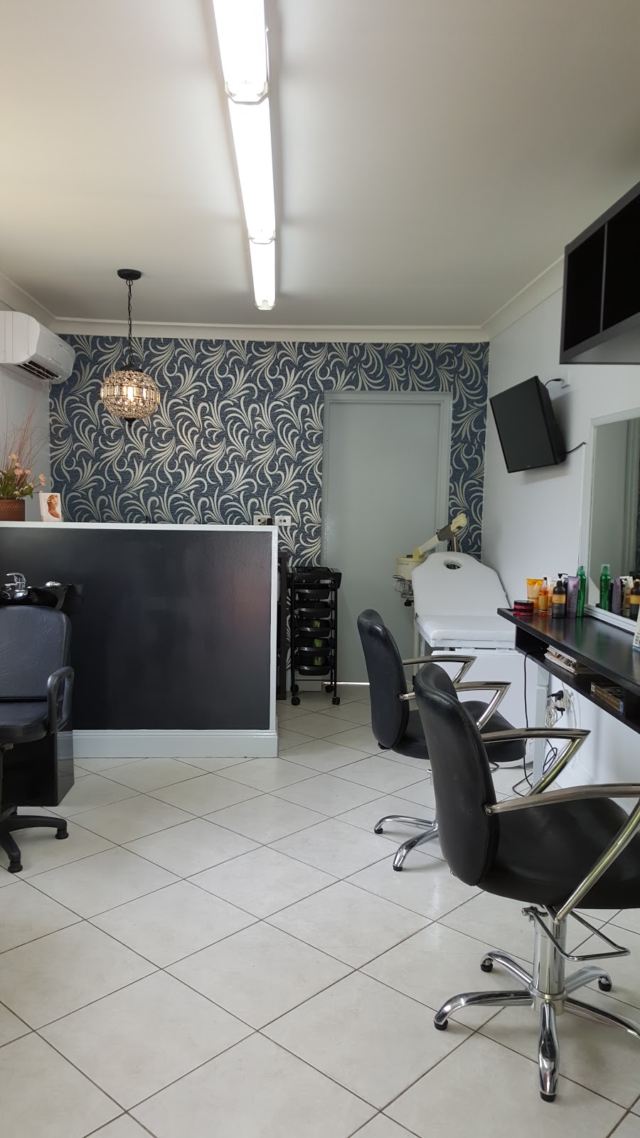 Hair Style Collection | hair care | 12 Preli Pl, Quakers Hill NSW 2763, Australia | 0296261645 OR +61 2 9626 1645