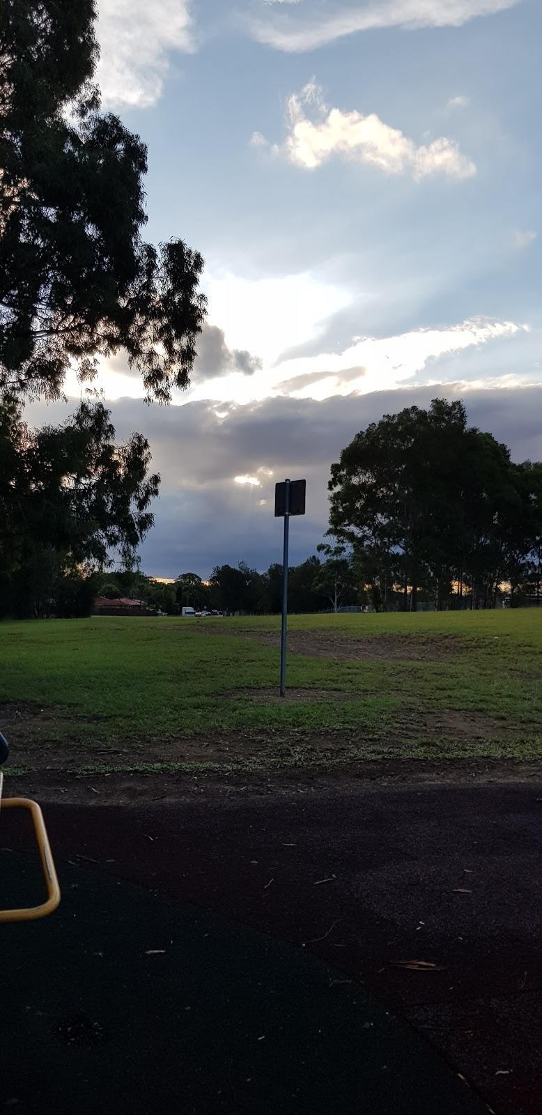 Peter Kearns Memorial Oval | park | St Clair NSW 2759, Australia