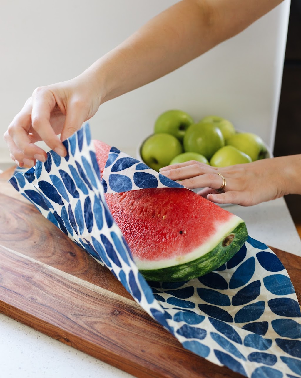 Honeybee Wrap | U7/26 Mill St, Mullumbimby NSW 2482, Australia | Phone: (02) 6684 6747