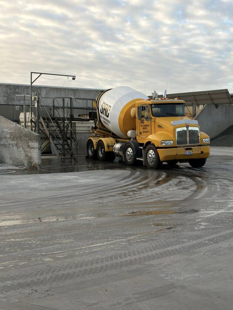 Sale Readymixed Concrete | 11 Wellington Park Way, Sale VIC 3850, Australia | Phone: (03) 4118 9777