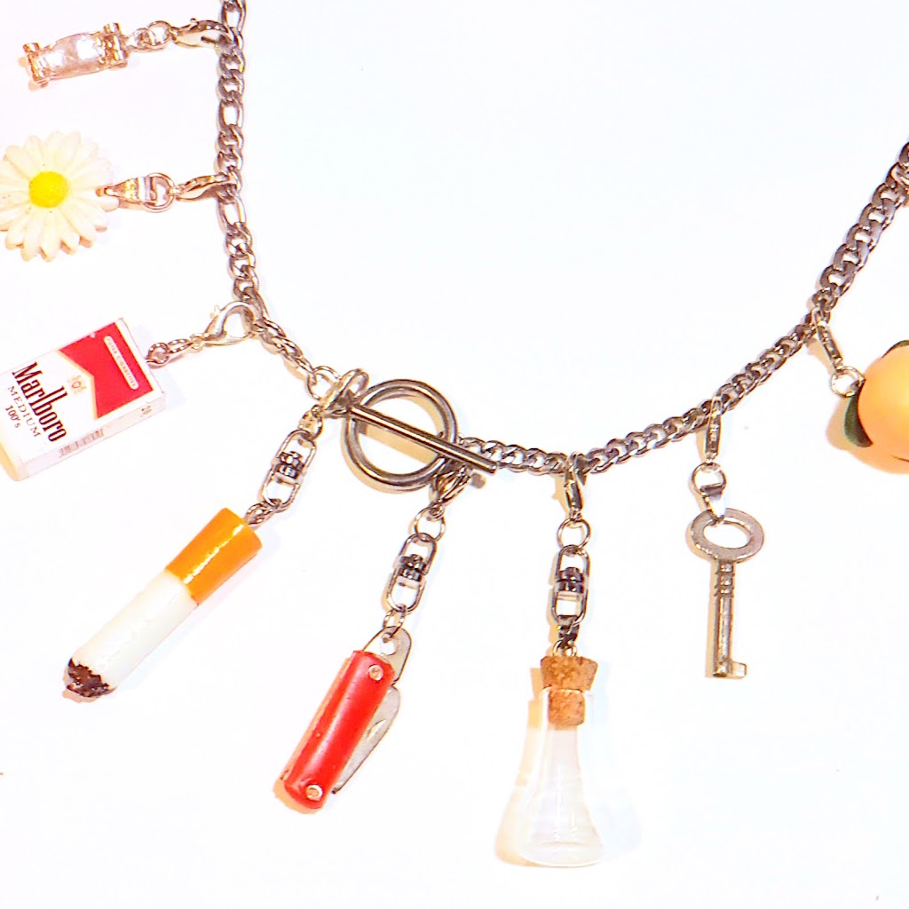 pawninsuburbia secondhand & handmade | Earls Ct, Balwyn North VIC 3104, Australia | Phone: 0448 297 290