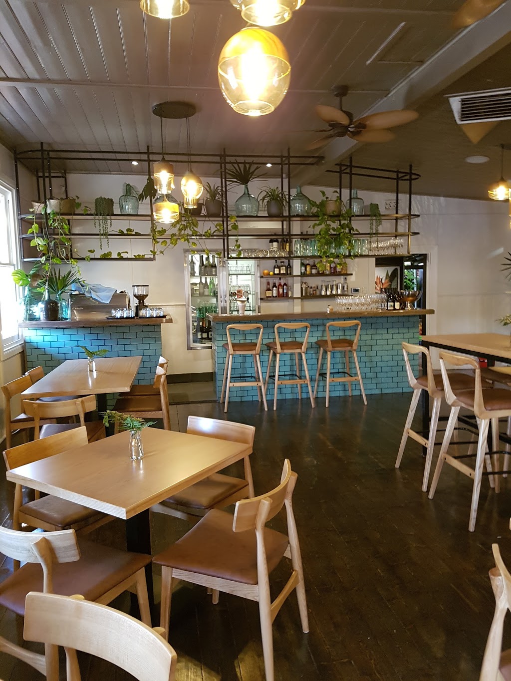 Cook & Mason | restaurant | 125 George St, East Fremantle WA 6158, Australia | 0861619767 OR +61 8 6161 9767