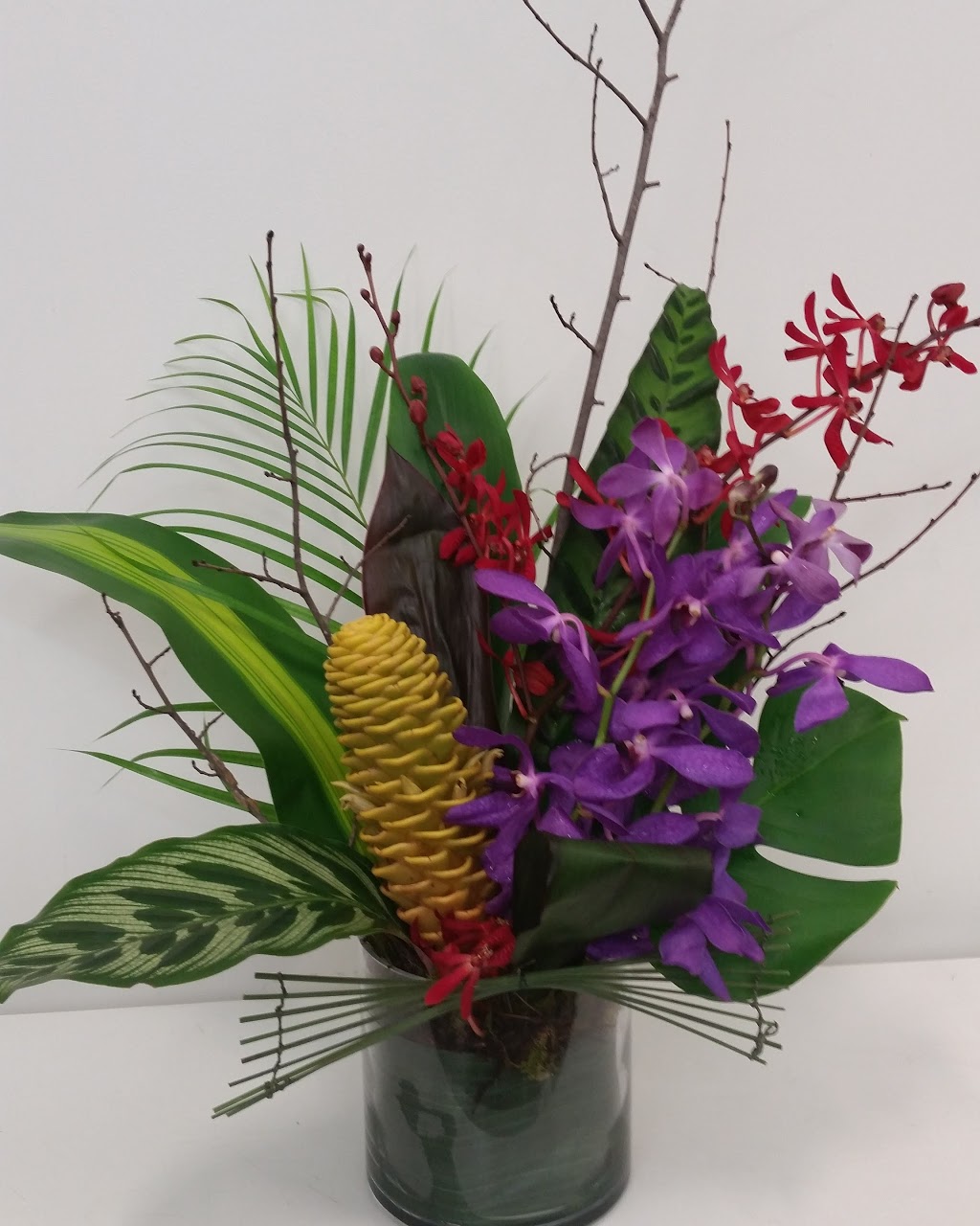 Seminyak Flowers in Melbourne | florist | 160 Weatherall Rd, Cheltenham VIC 3192, Australia | 0402847817 OR +61 402 847 817