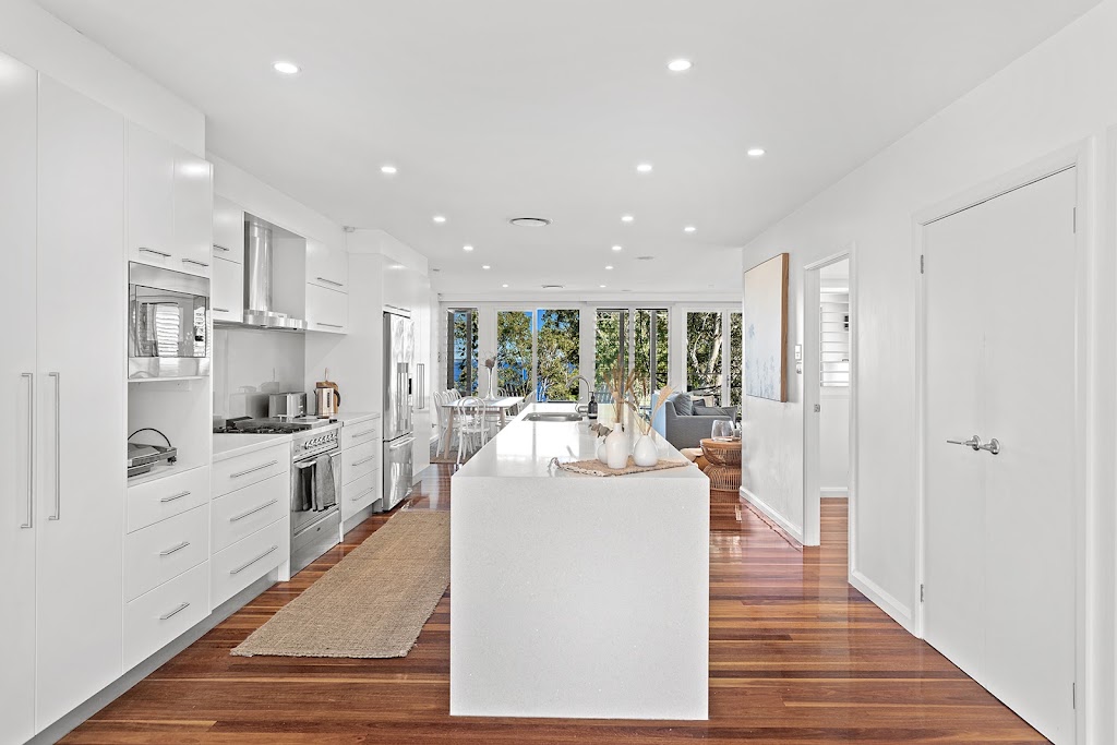 Driftwood | 39 Kent Gardens, Soldiers Point NSW 2317, Australia | Phone: (02) 4044 5021
