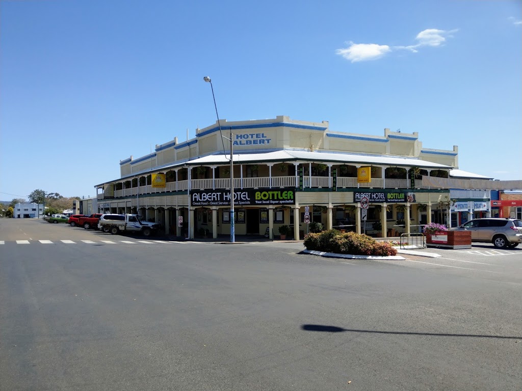 Albert Hotel Monto | 58 Newton St, Monto QLD 4630, Australia | Phone: (07) 4166 2166