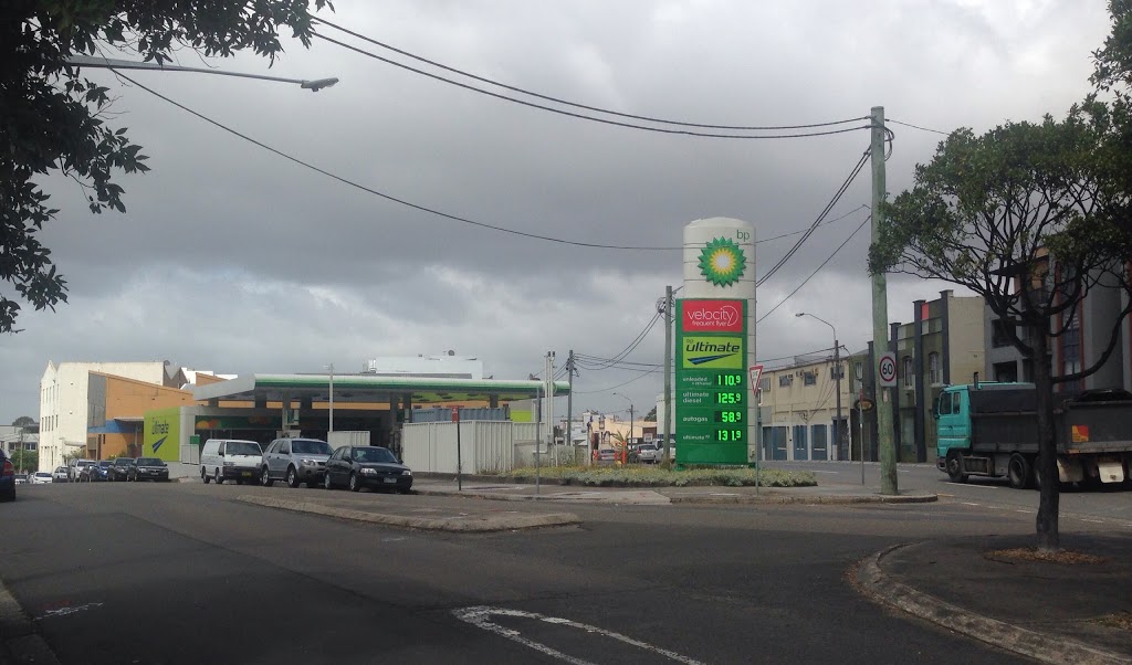 BP | gas station | 2 Princes Hwy, St Peters NSW 2044, Australia | 0295572504 OR +61 2 9557 2504