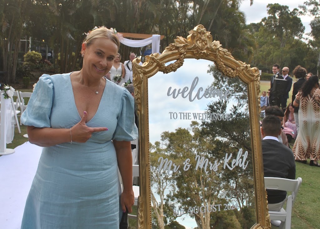 Suzanne Maloney Marriage Celebrant | Prince Edward Parade, Scarborough QLD 4020, Australia | Phone: 0402 741 145