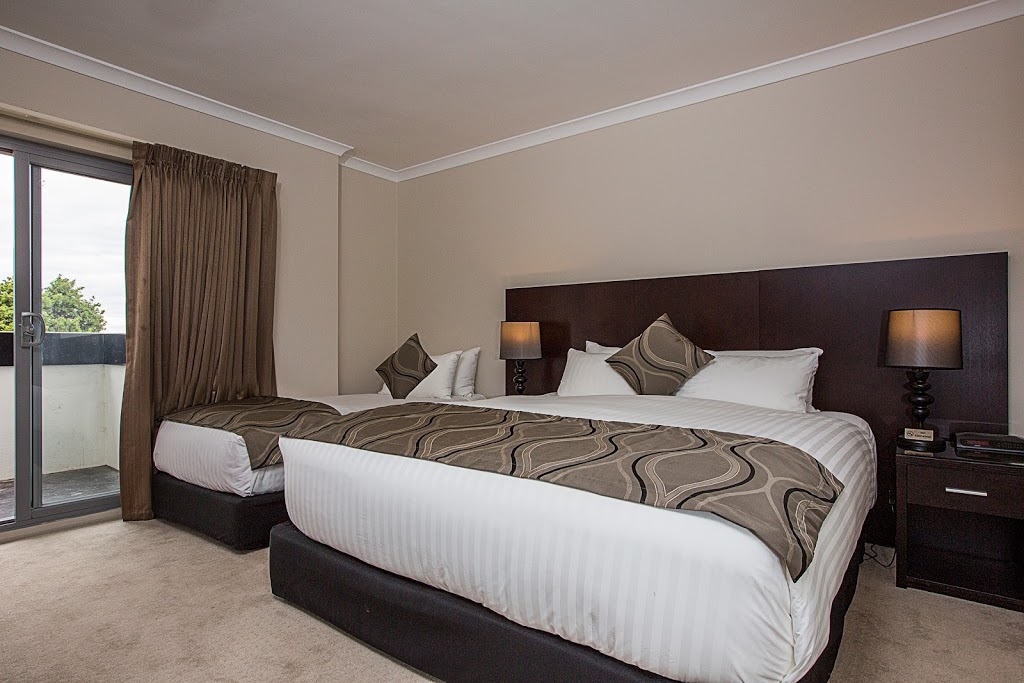 Canberra Rex Hotel | lodging | 150 Northbourne Ave, Braddon ACT 2612, Australia | 0262485311 OR +61 2 6248 5311