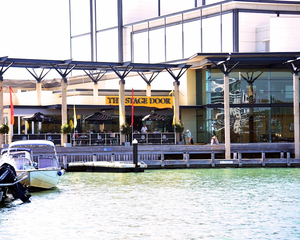 The Stage Door Waterfront Restaurant | restaurant | 9 James Service Pl, Mandurah WA 6210, Australia | 0895863733 OR +61 8 9586 3733