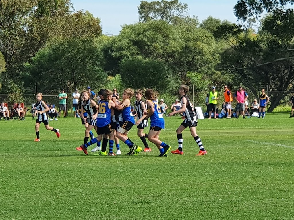 Busselton Football and Sportsmans Club |  | Sir Stewart Bovell Park Sporting Complex, 10 Vasse Hwy, Bovell WA 6280, Australia | 0897522465 OR +61 8 9752 2465