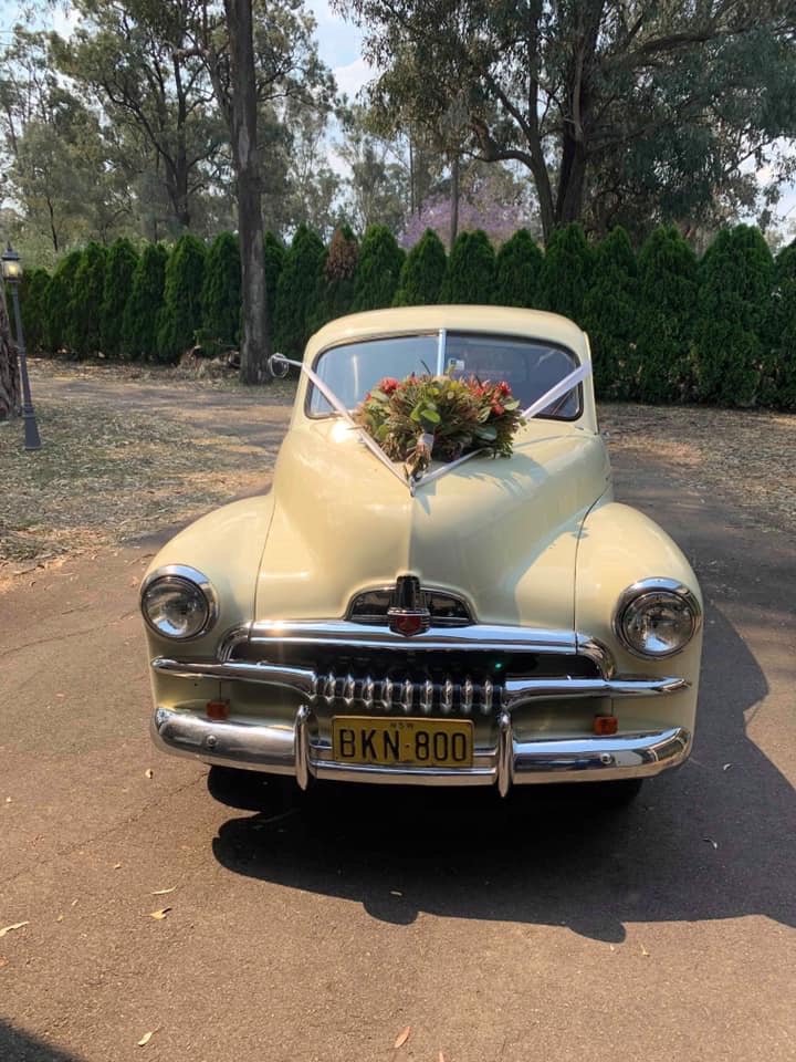 FJ wedding car hire | 33 The Cascades, Mount Annan NSW 2567, Australia | Phone: 0411 089 275