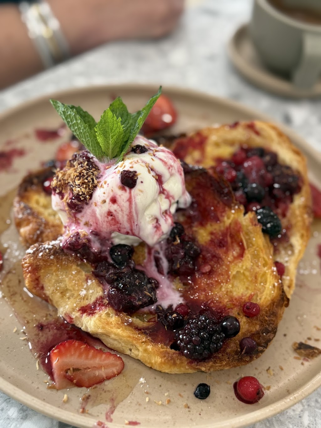 Roxys Cafe | 19 Dokic Wy, Baranduda VIC 3691, Australia | Phone: (02) 6062 2033