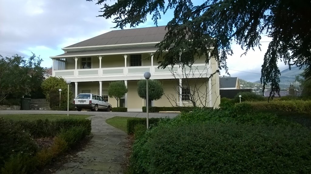 Lubbish Healing Services | Body and Mind, 7 Beach Rd, Sandy Bay TAS 7005, Australia | Phone: 0404 089 777