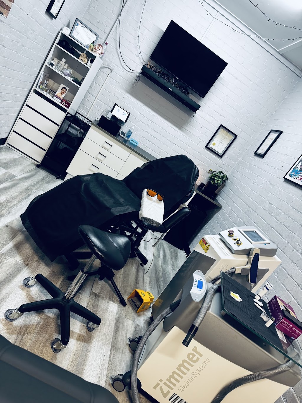 Elegantly Inked | 52 Ruby St, Bellbird NSW 2325, Australia | Phone: 0460 896 622
