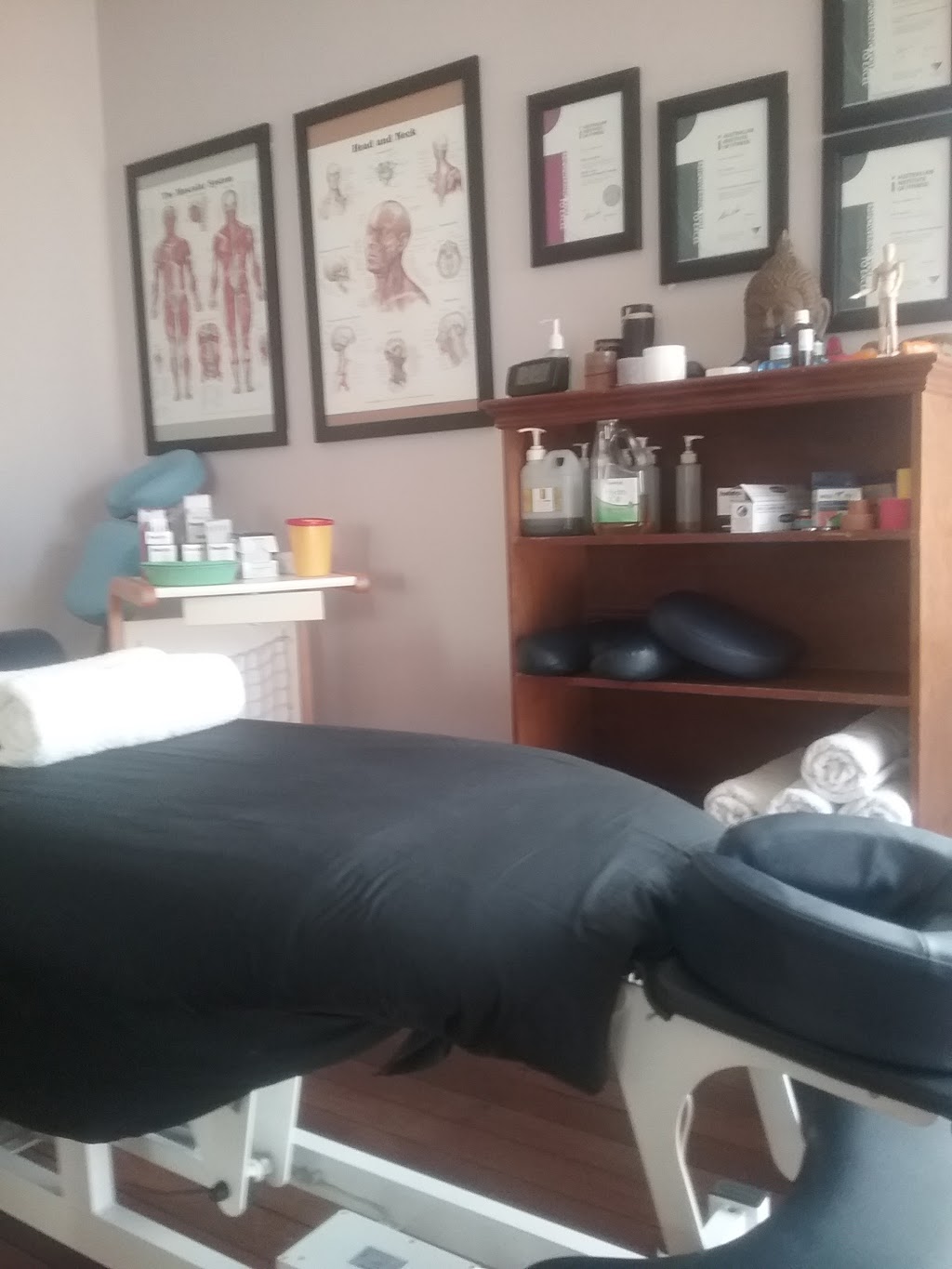 Sport & Remedial Massage Therapy BackOnTrack | 148 Phoenix Road Road, Hamilton Hill WA 6163, Australia | Phone: 0458 944 467