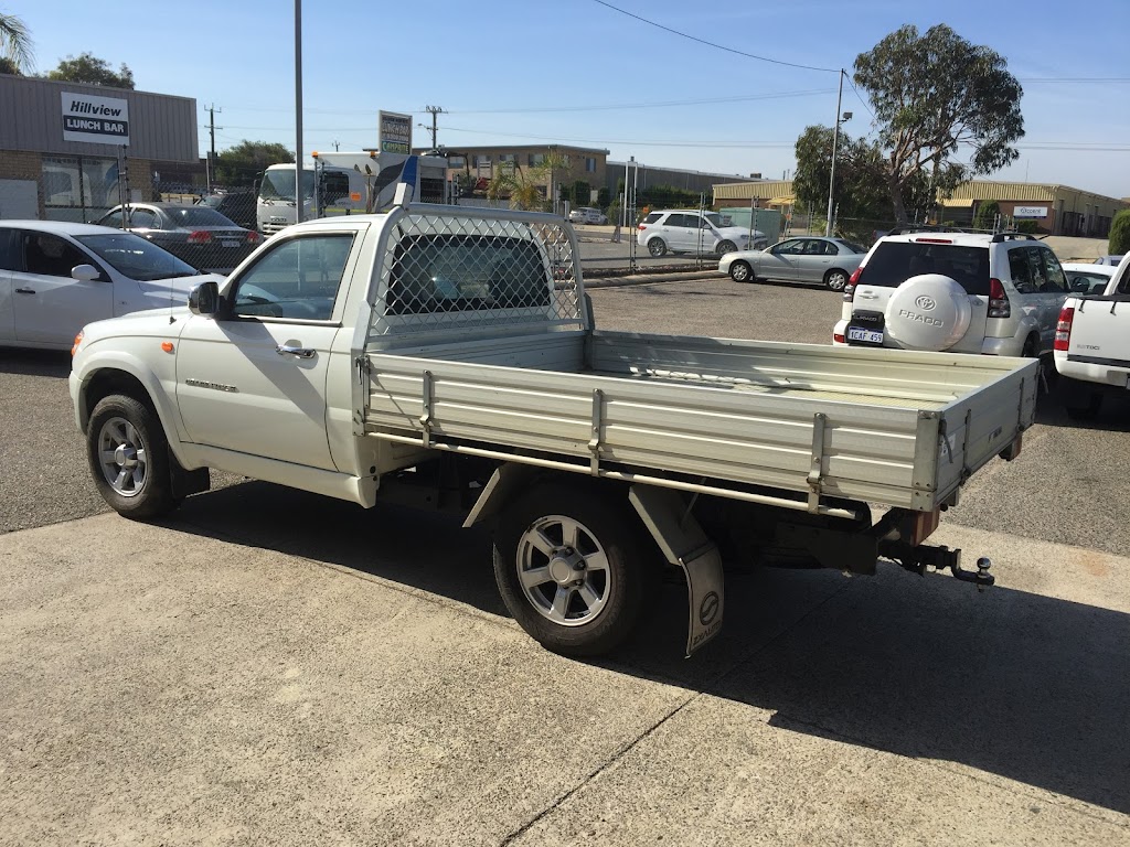 Bill Osborne transport | Waterbird Turn, Joondalup WA 6027, Australia | Phone: 0412 064 800