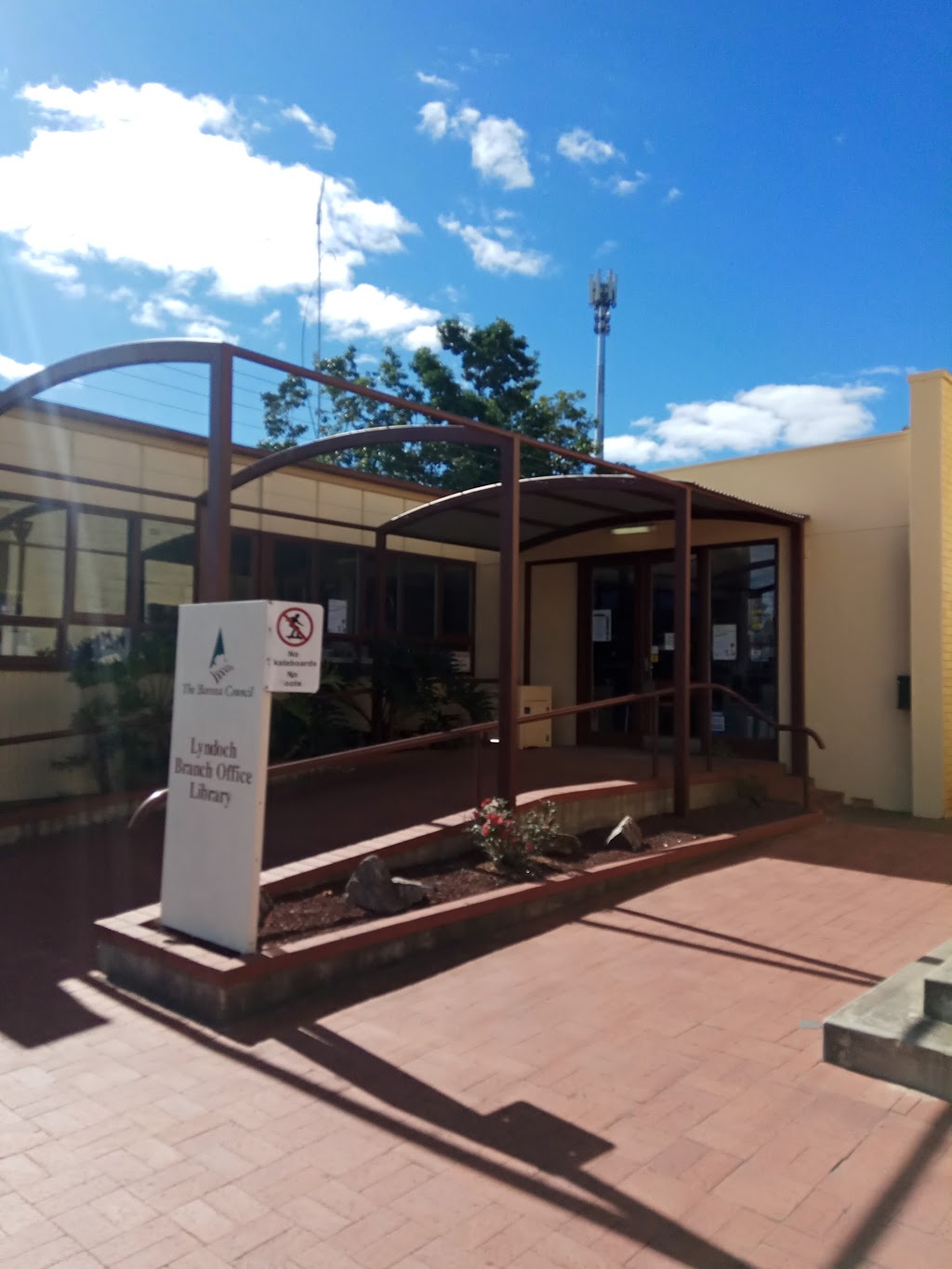 Lyndoch Library | 29 Barossa Valley Way, Lyndoch SA 5351, Australia | Phone: (08) 8563 8305