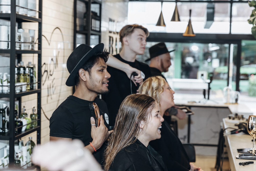Blow Bar | Bronte | 281 Bronte Rd, Waverley NSW 2024, Australia | Phone: 1300 256 922