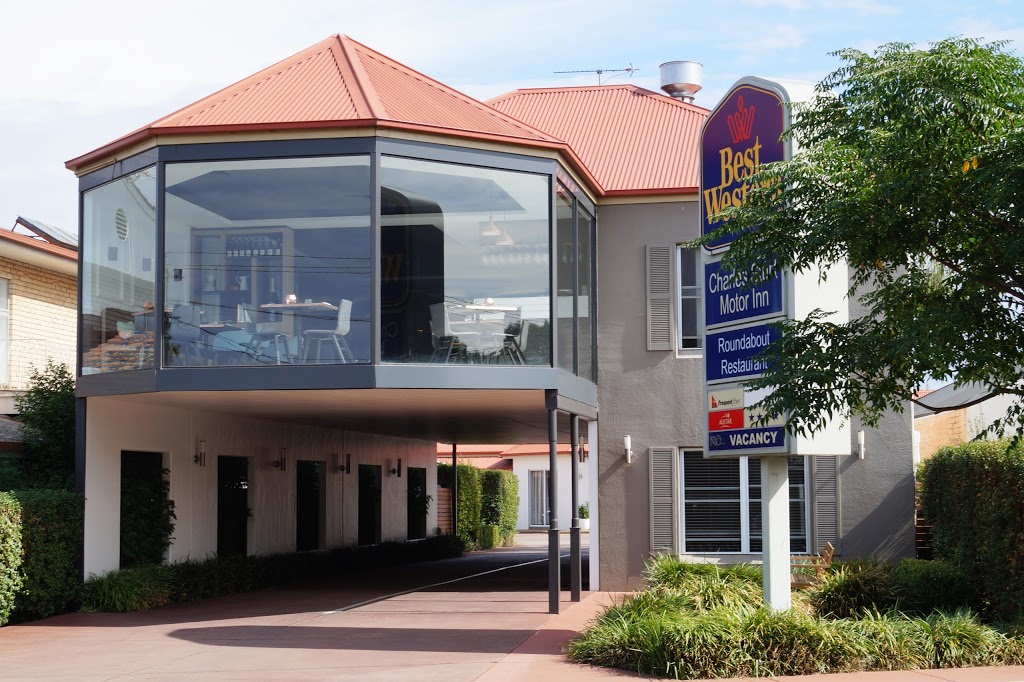 The Roundabout Restaurant | restaurant | 82 Tarcutta St, Wagga Wagga NSW 2650, Australia | 0269234170 OR +61 2 6923 4170