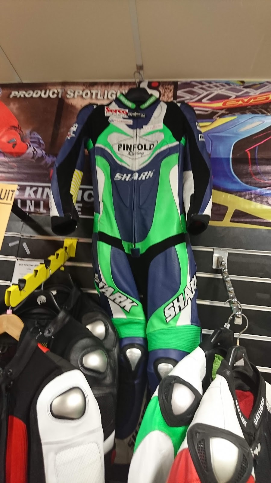 Shark Motorcycle Leathers and Accessories | 6/142 Siganto Dr, Helensvale QLD 4212, Australia | Phone: (07) 5573 5118