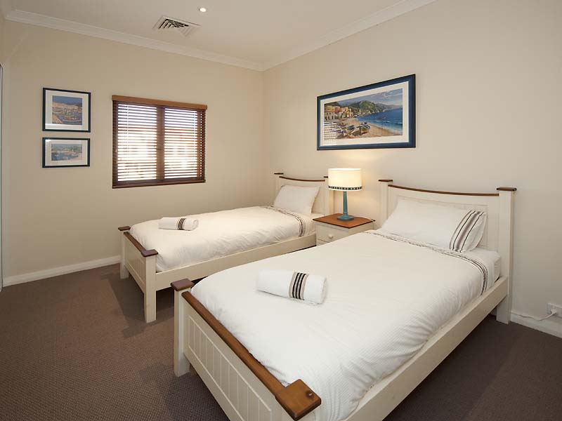 Canal Riviera | lodging | 89/18 Port Quays, Wannanup WA 6210, Australia