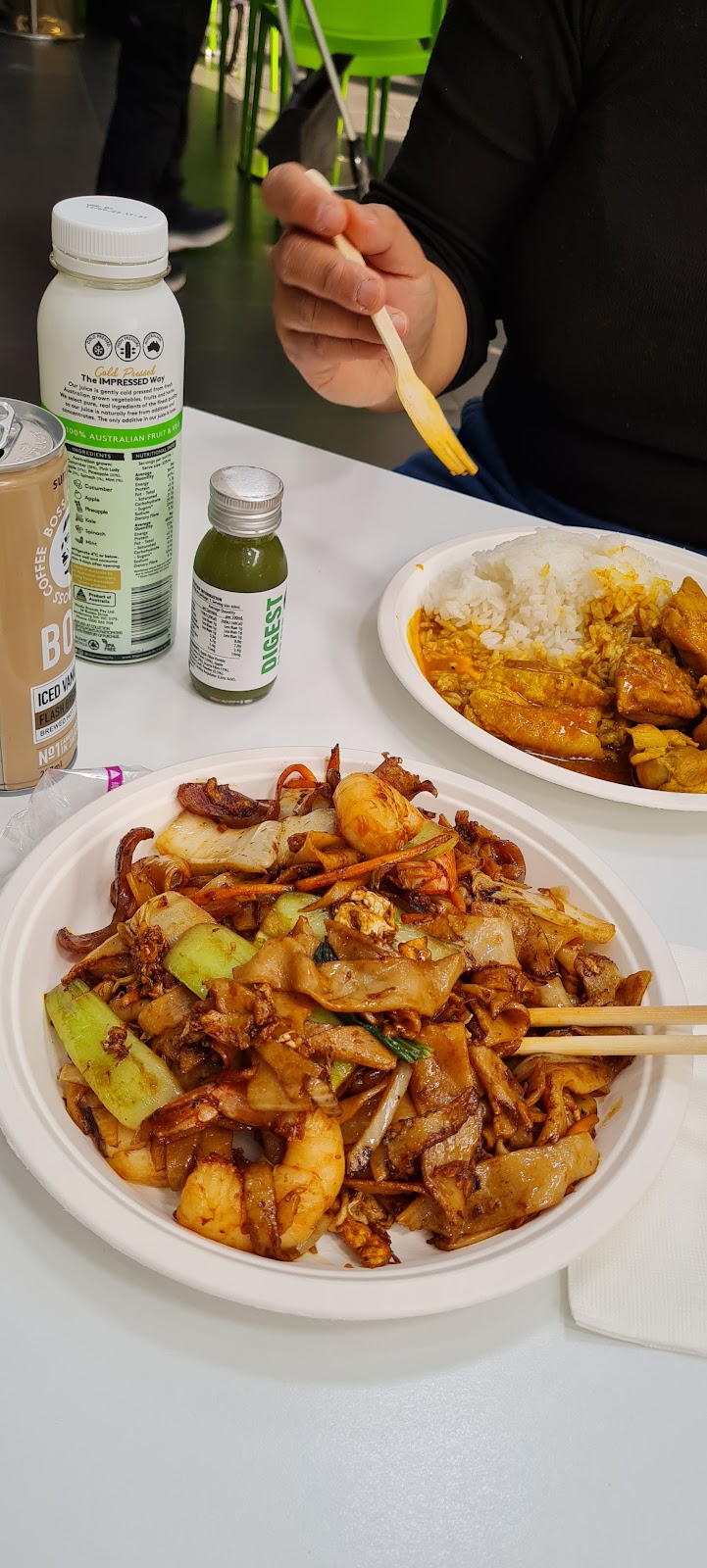 Y&H kitchen (Lansell Square) | 128 Lansell Square, 267 High St, Kangaroo Flat VIC 3555, Australia | Phone: 0401 529 995