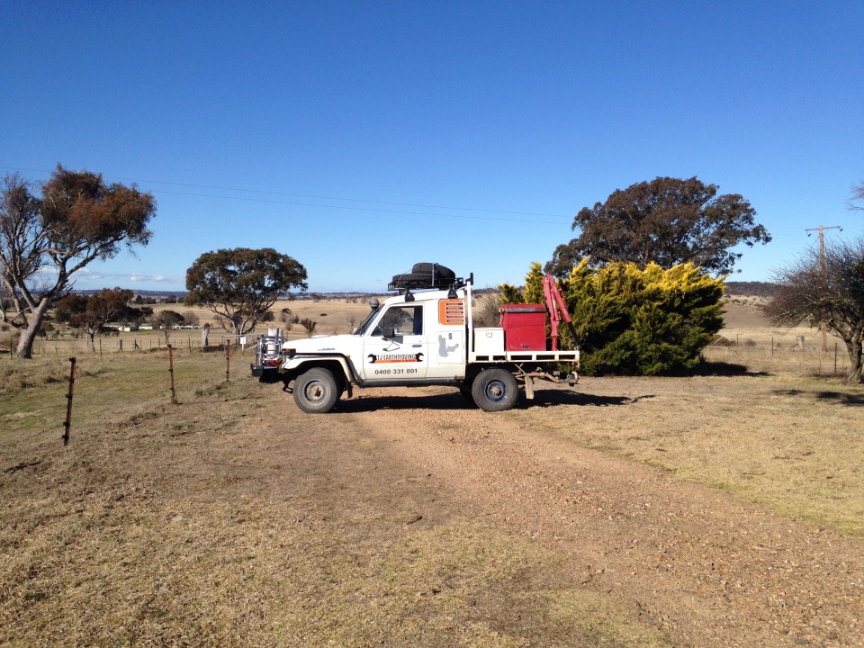 TJ Earthmoving Service & Repairs | 94 Fosters Rd, Castle Doyle NSW 2350, Australia | Phone: 0400 331 801