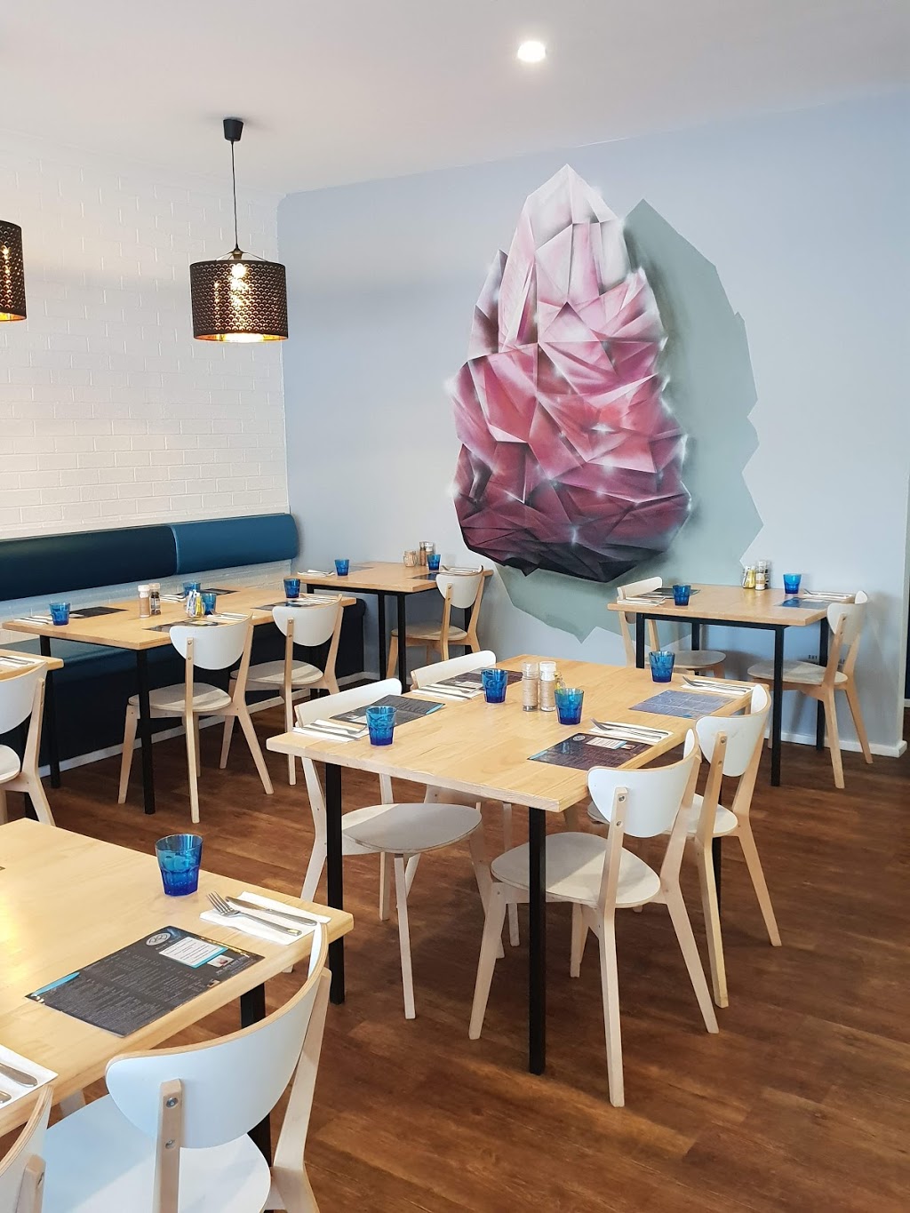 Rubi Blue Cafe-Restaurant | 1/118 Gan Gan Rd, Anna Bay NSW 2316, Australia | Phone: (02) 4917 2331