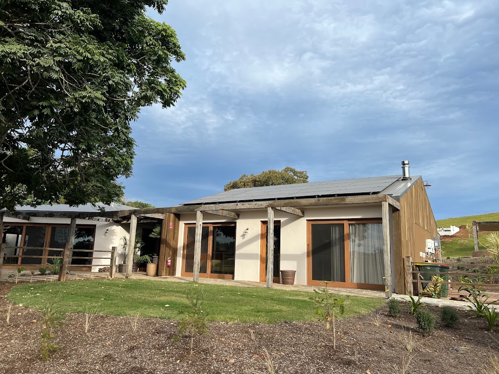 Earth and Sun Electrical | 63 Alcorn St, Suffolk Park NSW 2481, Australia | Phone: 0402 113 231