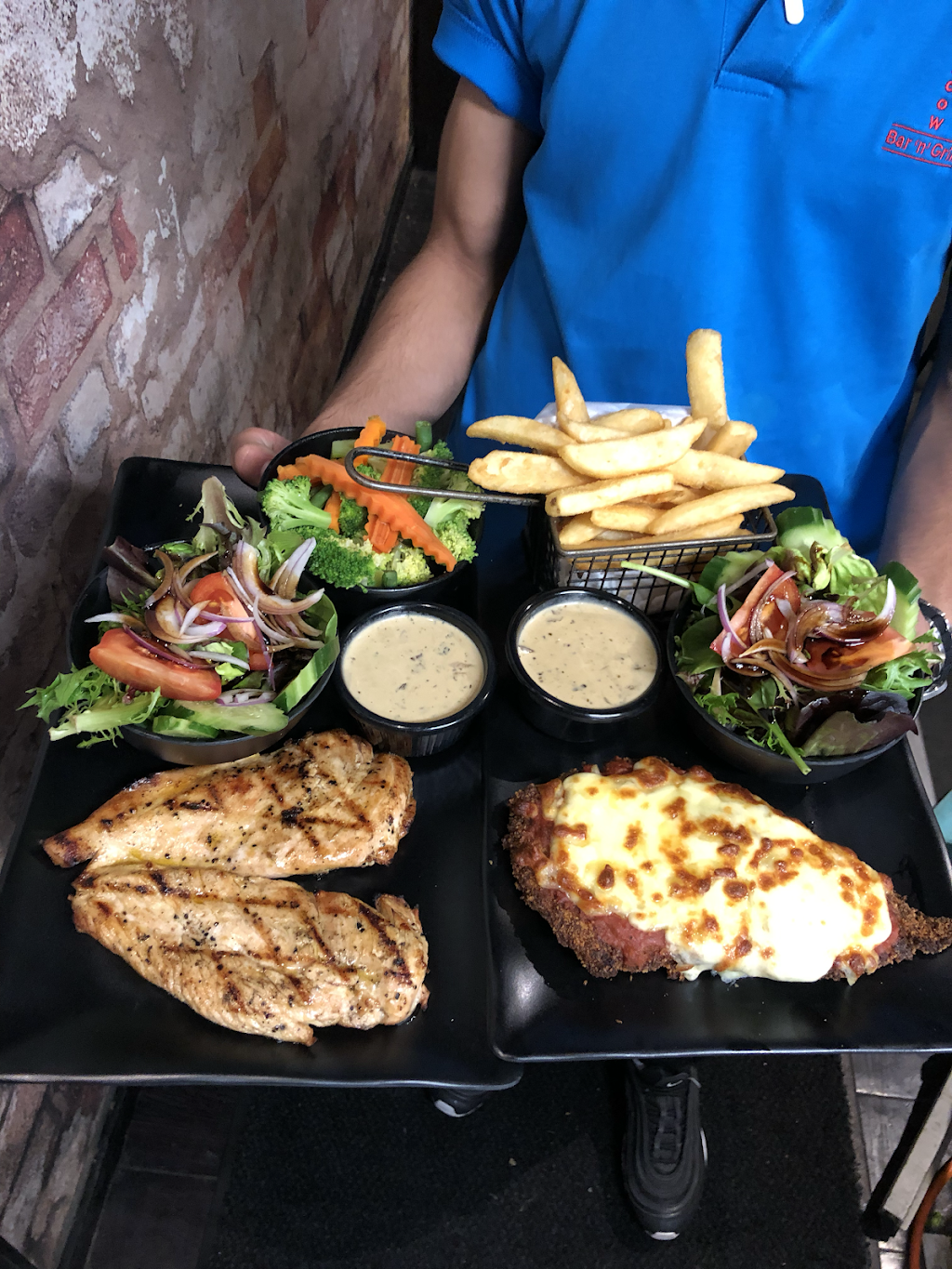 Blackcow Bar & Woodfire Grill | restaurant | 2&3/235 Canley Vale Rd, Canley Heights NSW 2166, Australia | 0297264705 OR +61 2 9726 4705
