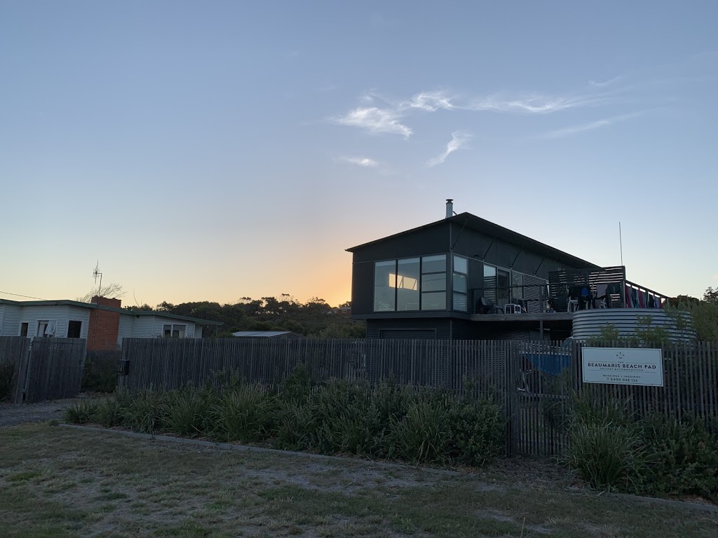 Beaumaris Beach Pad | 191 Tasman Hwy, Beaumaris TAS 7215, Australia | Phone: 0400 038 136