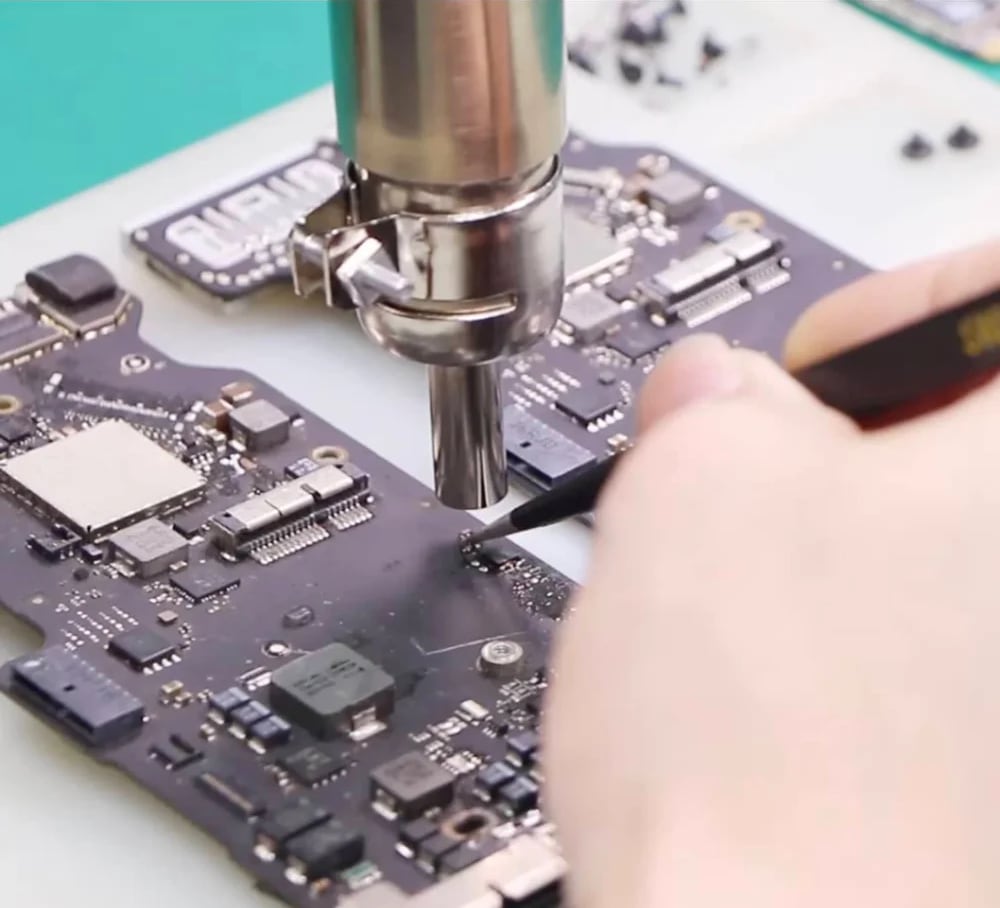 Pro Gadgets Repair | 36 Figtree Blvd, Wadalba NSW 2259, Australia | Phone: 0493 556 413